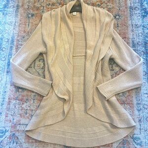 White House Black Market Cream Ribbed Cardigan